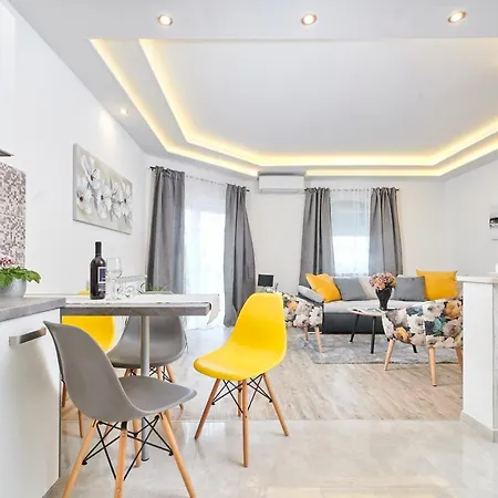 아파트 David With Hydromassage Bath Near 우마그