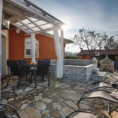 David With Hydromassage Bath Near *