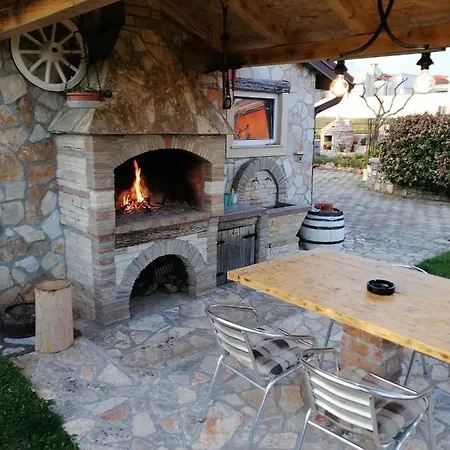 David With Hydromassage Bath Near 아파트 우마그